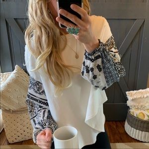 🆕Listing! Chiffon Sleeved Boho Top